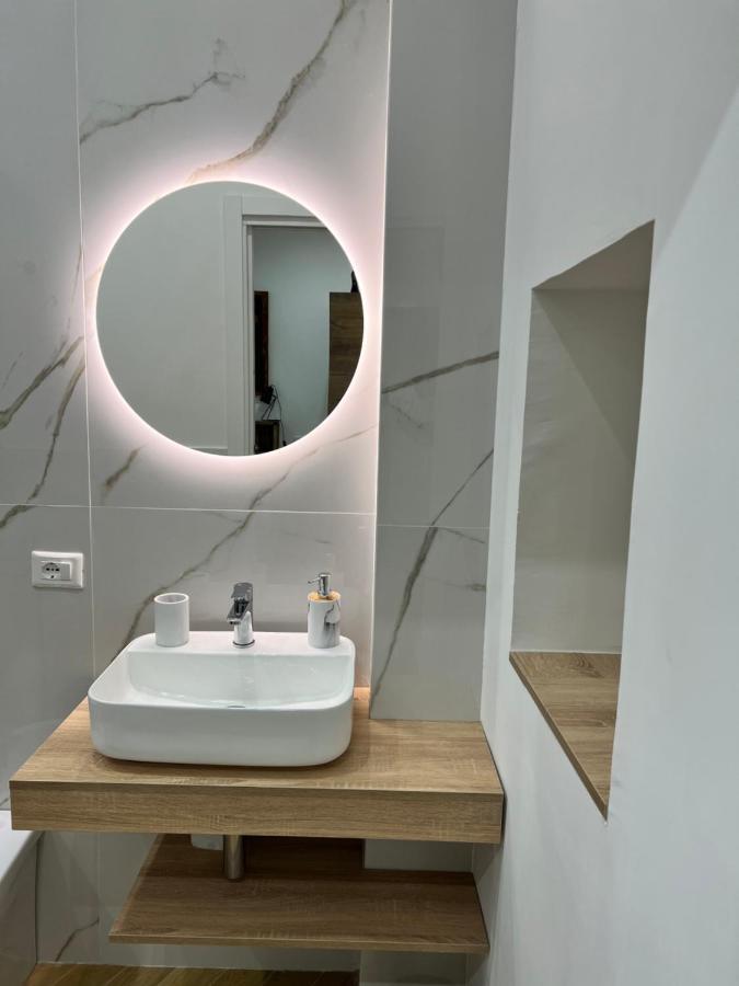 Gennarino Apartments - Panorama Suite With Balcony And Urban Loft Nápoles Exterior foto