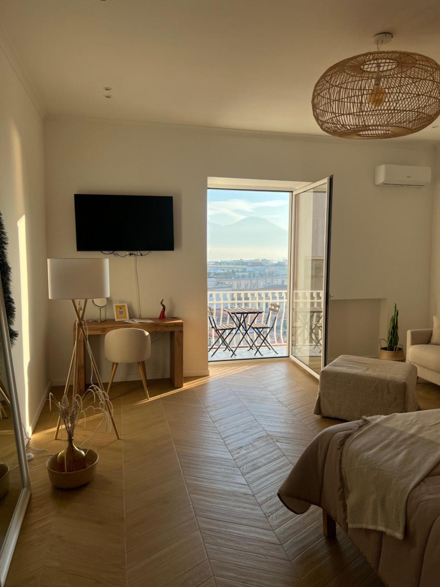 Gennarino Apartments - Panorama Suite With Balcony And Urban Loft Nápoles Exterior foto