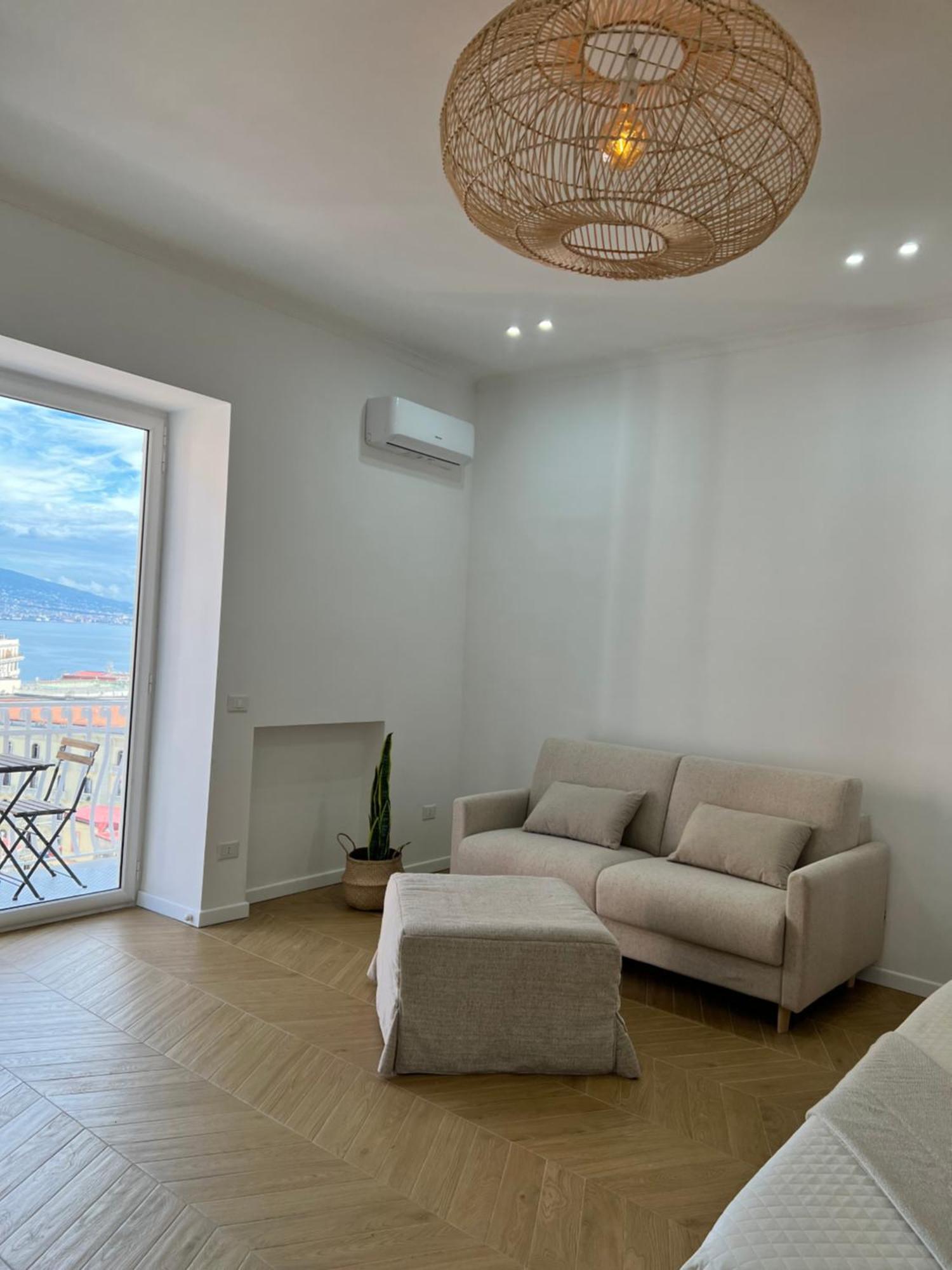 Gennarino Apartments - Panorama Suite With Balcony And Urban Loft Nápoles Exterior foto